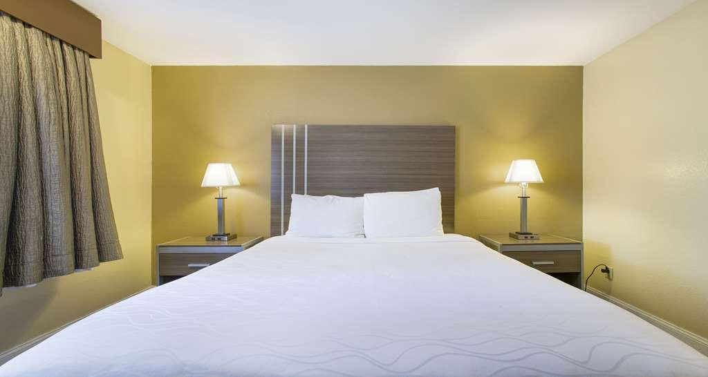 Surestay Plus Hotel By Best Western Sacramento North Ruang foto