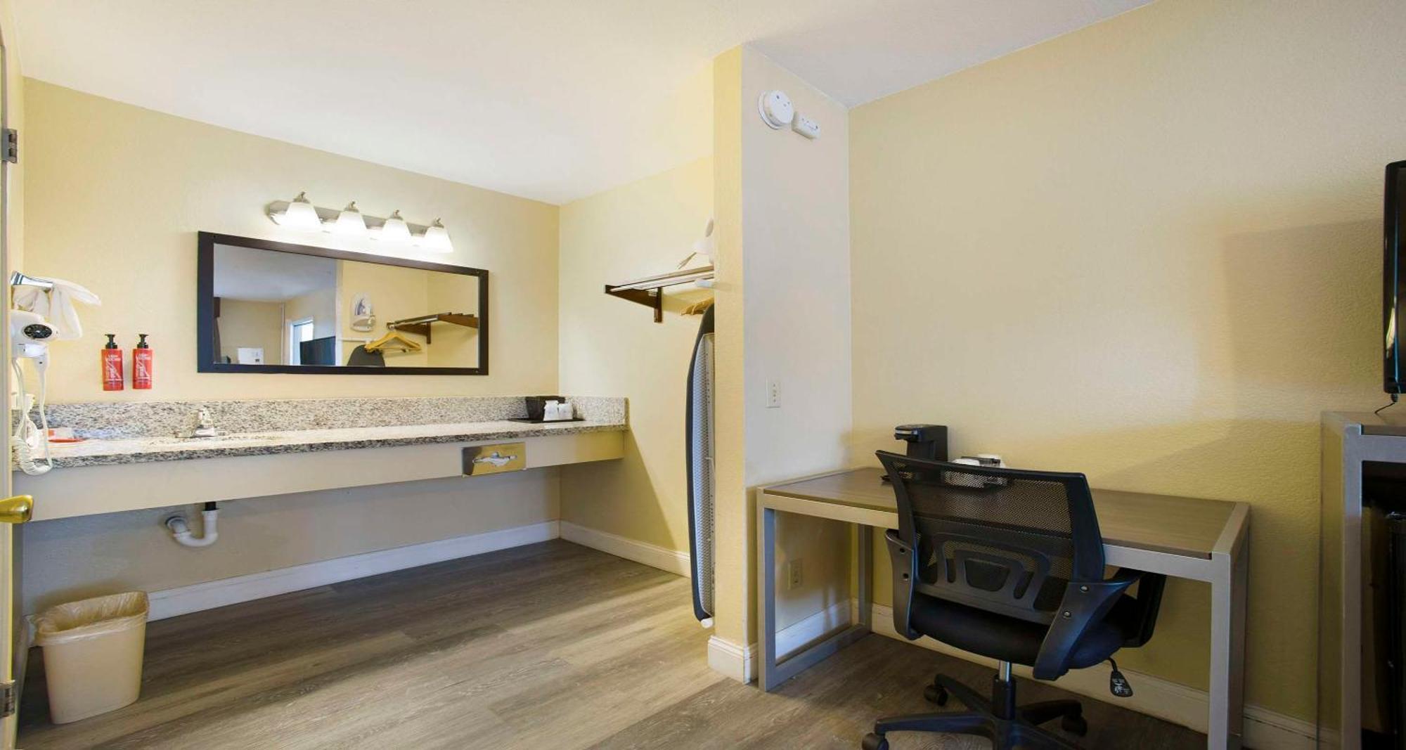 Surestay Plus Hotel By Best Western Sacramento North Bagian luar foto